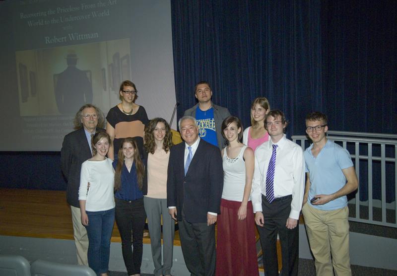 Professor Lawrence Nees, Robert Wittman, and students